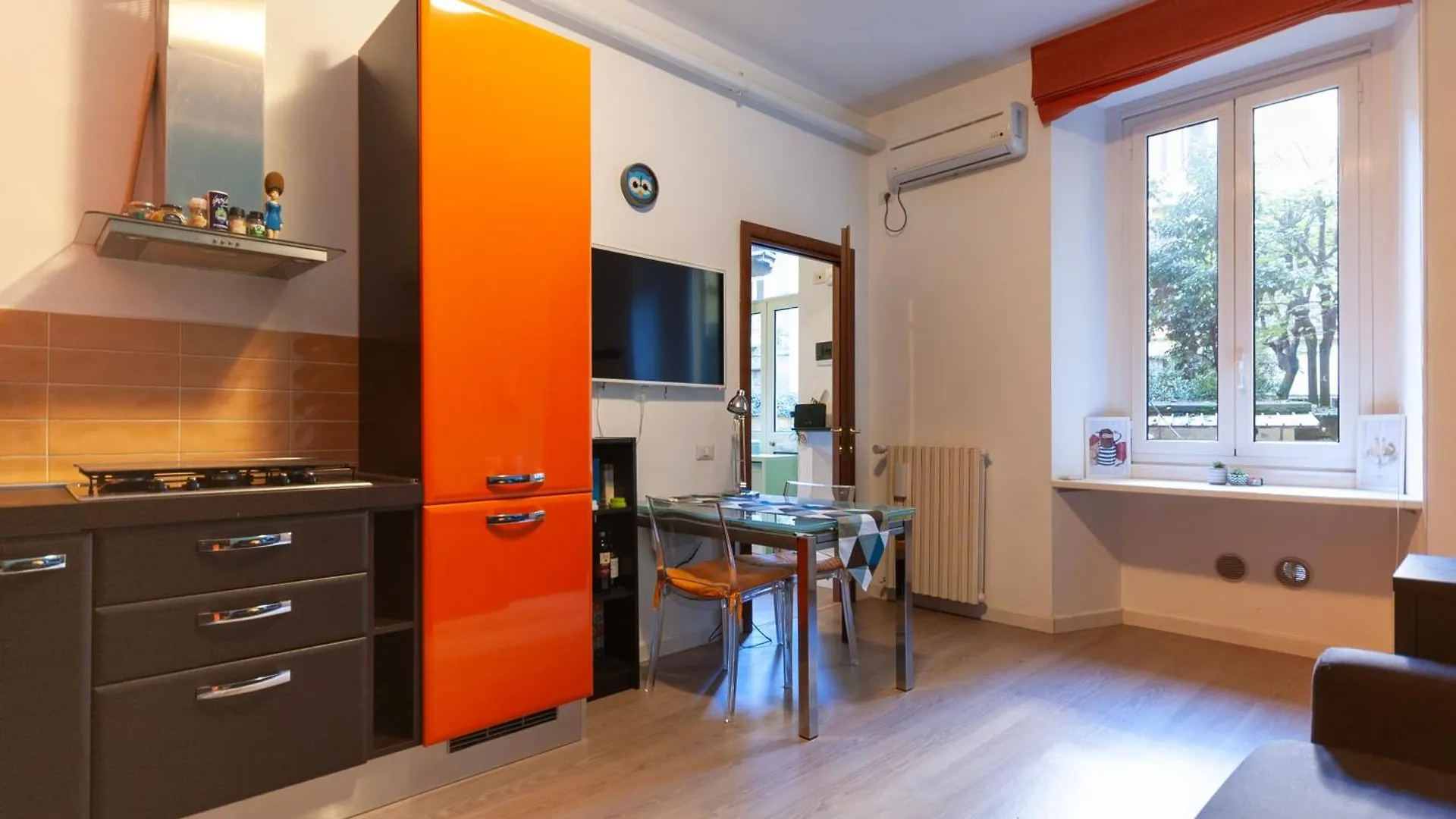 Apartament Casa Monet - 10 Minuti Dal Duomo Mediolan
